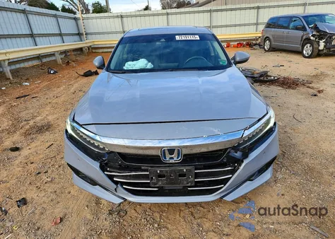 2021 Honda Accord Touring Hybrid z USA, uszkodzony, nr VIN 1HGCV3F95MA016508